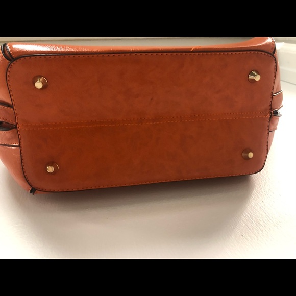 Sorrentino Oval Structured Satchel Handbag
NWT - Picture 3 of 5